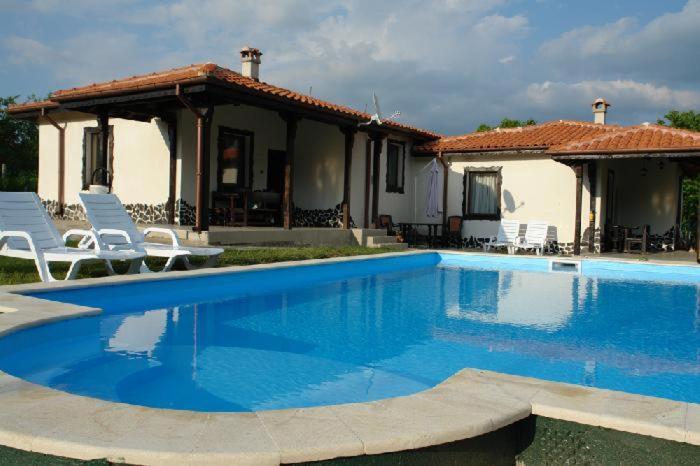 Madara Omaya Guest House Exterior foto