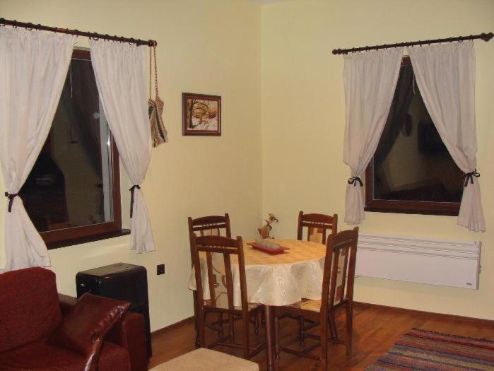 Madara Omaya Guest House Exterior foto